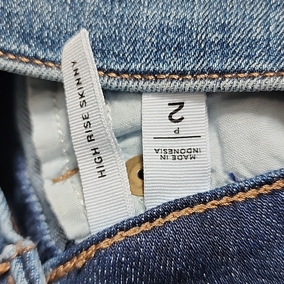 LOFT OUTLET HIGH RISE SKINNY ANKLE CROP JEANS/ SIZE 2P - Picture 5 of 12